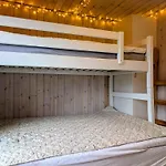 Charming With Large Fenced Garden *