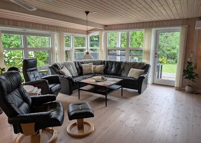 Charming With Large Fenced Garden * Logstor